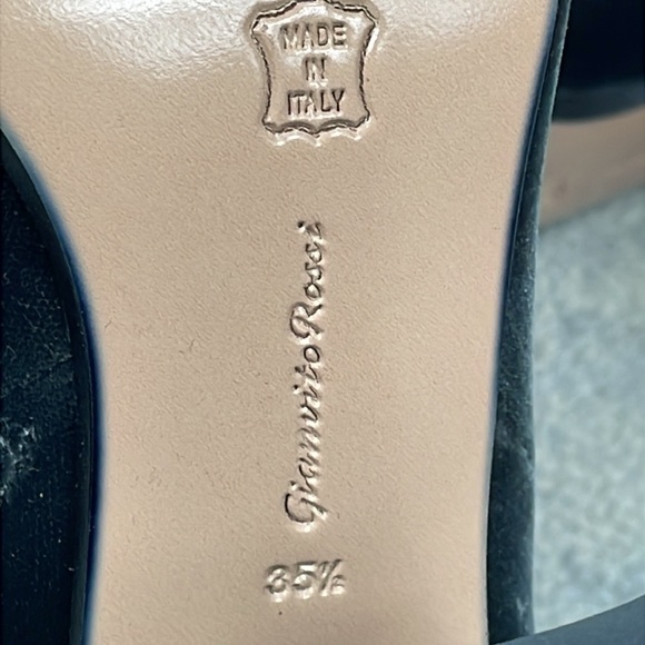 New Gianvito Rossi Joelle Velvet Ankle Boots Pewter Silver Gray Sz 35.5 - Picture 10 of 15